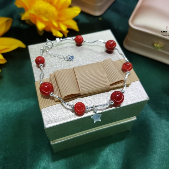 Lắc tay san hô đỏ tự nhiên 6 & 8 li