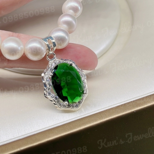 Chuỗi Ngọc trai oval 9 li kết cùng mặt bạc ta 