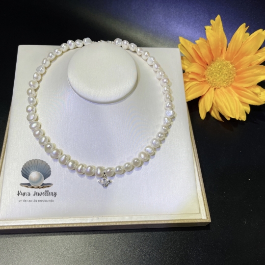 Choker Ngọc Trai thô 8 li mix Charm bạc - Khoá Bạc